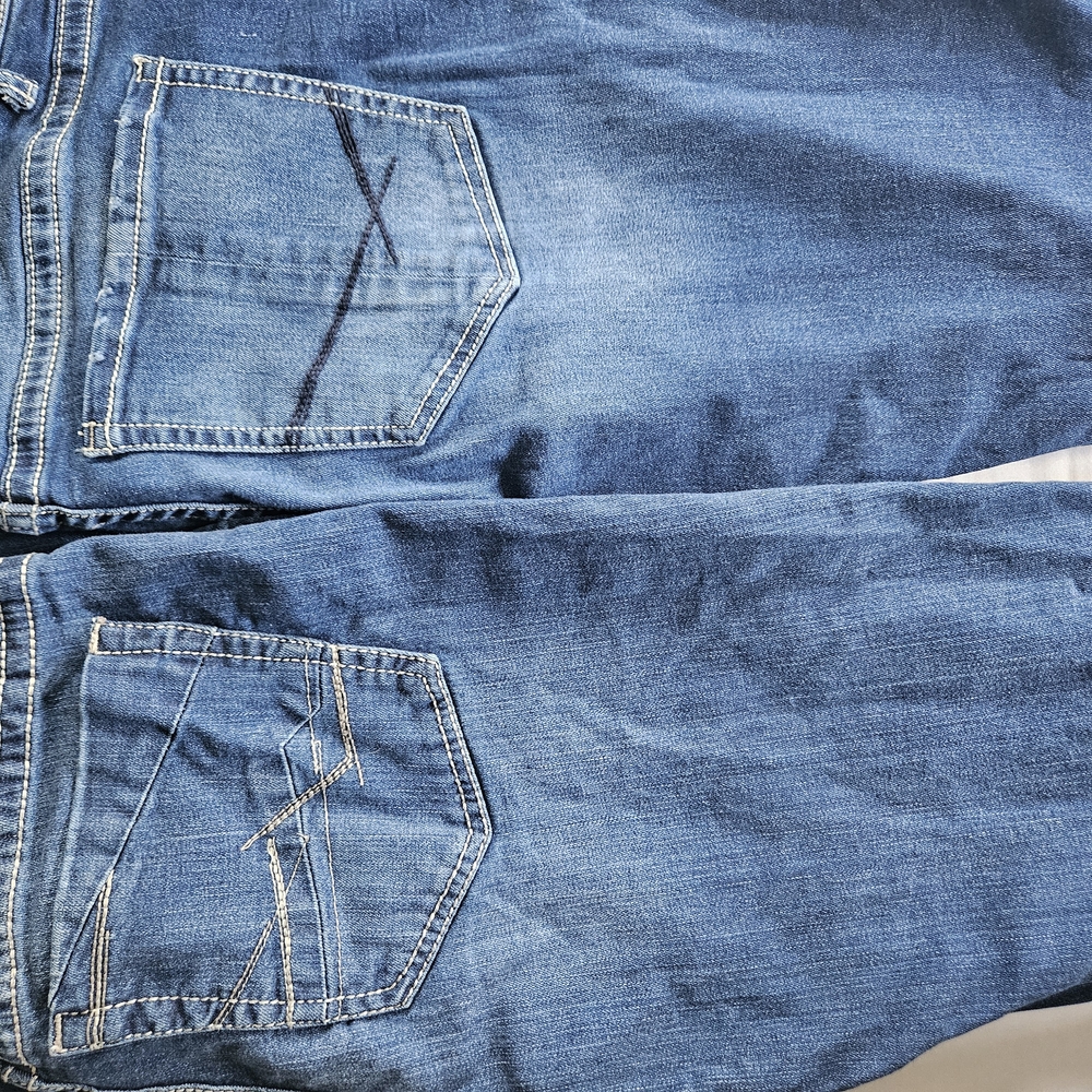 BKE Blue Boot Cut Jeans with Natural Fading Two Pair 31 Extra Long Smoke Free